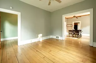 115 E Irving Ave, Oshkosh, WI 54901 - Photo 3