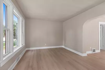 1457 Cedar Street, Green Bay, WI 54302 - Photo 7