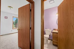 2875 Westmoor Rd, Oshkosh, WI 54904 - Photo 11