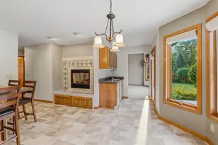 W5174 Kennedy Dr, Fond du Lac, WI 54935 - Photo 7
