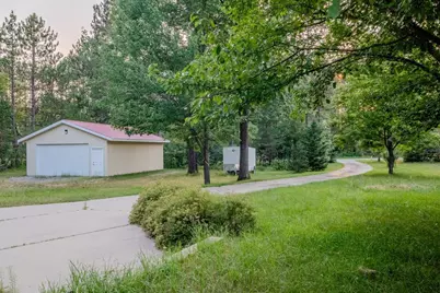 N6644 S 6th Street, Crivitz, WI 54114 - Photo 5