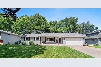 1254 April Lane, Green Bay, WI 54304 - Photo 5
