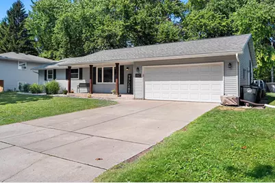 1254 April Lane, Green Bay, WI 54304 - Photo 7