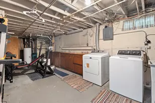 1254 April Ln, Green Bay, WI 54304 - Photo 49