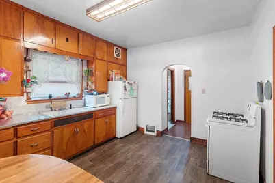 1435 E Mason Street, Green Bay, WI 54301 - Photo 7