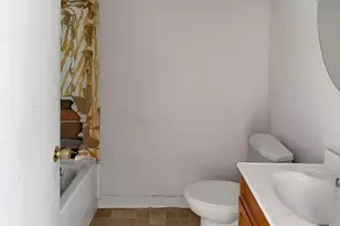 635 Elm St, Omro, WI 54963 - Photo 13