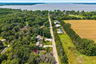 5909 Indian Shrs Rd, Winneconne, WI 54986 - Photo 9