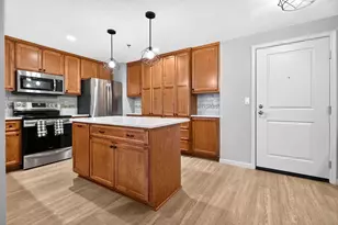 400 N Richmond St, Appleton, WI 54911 - Photo 3