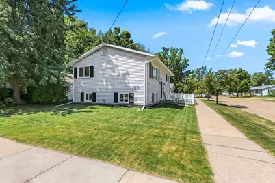 919 E Tennessee Avenue, Oshkosh, WI 54901 - Photo 43