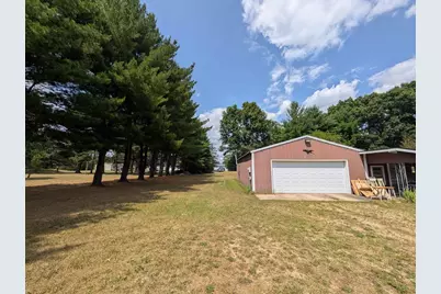 614 Spruce Circle, Redgranite, WI 54970 - Photo 3