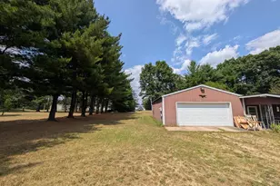 614 Spruce Cir, Redgranite, WI 54970 - Photo 3