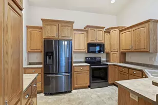 89 Penbrook Cir, Appleton, WI 54914 - Photo 9
