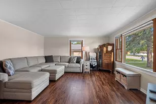 2116 Manitowoc Rd, Green Bay, WI 54302 - Photo 5