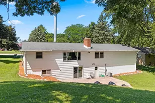 630 Mt Mary Dr, Green Bay, WI 54311 - Photo 43