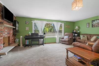 630 Mt Mary Drive, Green Bay, WI 54311 - Photo 9