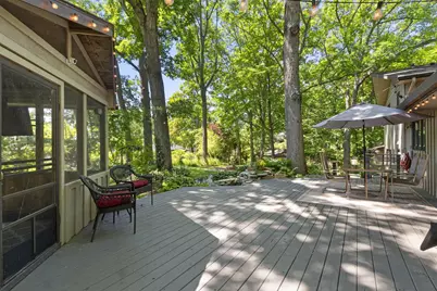 2424 Pinehurst Circle, Green Bay, WI 54302 - Photo 53