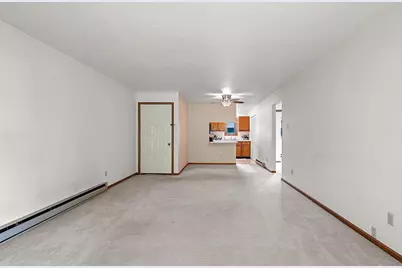 288 Campbell Road #Unit B, Oshkosh, WI 54902 - Photo 11