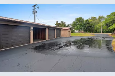 288 Campbell Road #Unit B, Oshkosh, WI 54902 - Photo 33