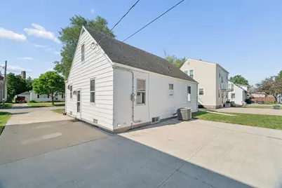 1352 W Commercial Street, Appleton, WI 54914 - Photo 23