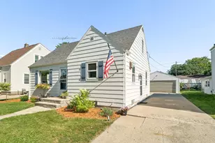 1352 W Commercial St, Appleton, WI 54914 - Photo 27