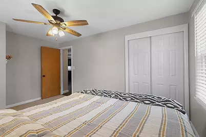 821 Gross Court, Green Bay, WI 54304 - Photo 13