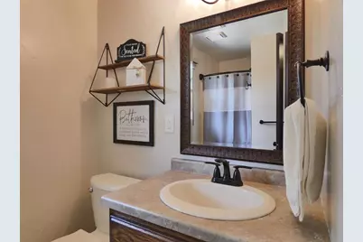 412 Dewey Decker Drive, Green Bay, WI 54313 - Photo 9