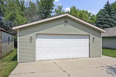 1036 W 5th Avenue, Oshkosh, WI 54902 - Photo 23
