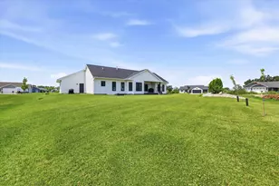5372 Pasture Ct, Omro, WI 54963 - Photo 31