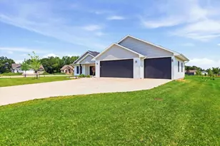 5372 Pasture Ct, Omro, WI 54963 - Photo 27