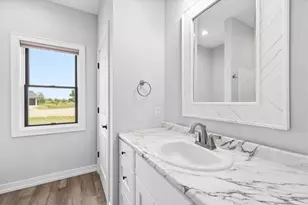5372 Pasture Ct, Omro, WI 54963 - Photo 15