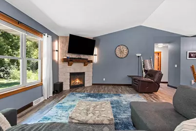 1270 Hannah Street, Green Bay, WI 54303 - Photo 9