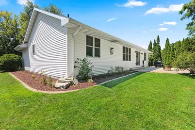 1270 Hannah Street, Green Bay, WI 54303 - Photo 57