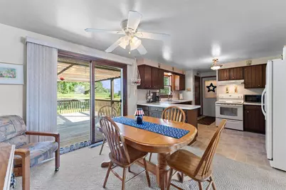 156 W Highland Drive, Oconto Falls, WI 54154 - Photo 9