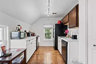 120 E Pacific St, Appleton, WI 54911 - Photo 25