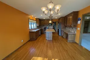 820 Windover Ct, Green Bay, WI 54313 - Photo 9