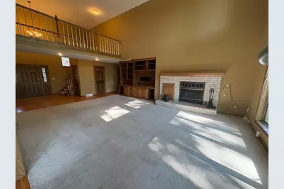 820 Windover Court, Green Bay, WI 54313 - Photo 5