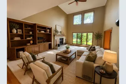 820 Windover Court, Green Bay, WI 54313 - Photo 3