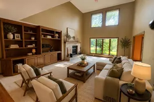 820 Windover Ct, Green Bay, WI 54313 - Photo 3