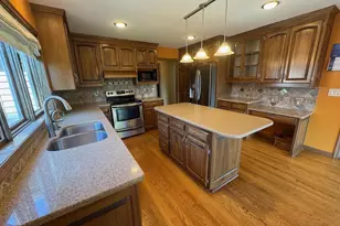 820 Windover Ct, Green Bay, WI 54313 - Photo 11