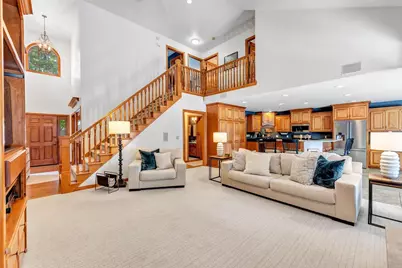 2575 Teresa Court, Green Bay, WI 54311 - Photo 9
