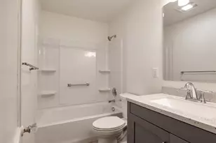 1813 11th Ave, Green Bay, WI 54304 - Photo 13