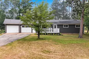 604 Wolf St, Crivitz, WI 54114 - Photo 41