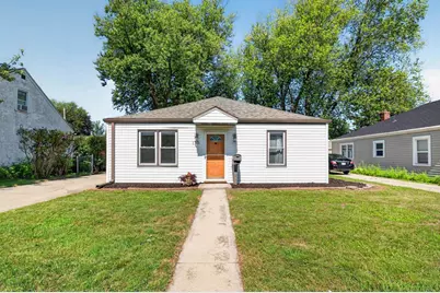 110 S Platten Street, Green Bay, WI 54303 - Photo 1