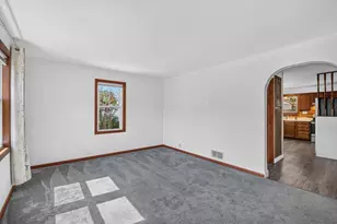 110 S Platten St, Green Bay, WI 54303 - Photo 3