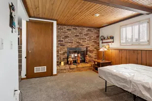 2461 Downy St, Green Bay, WI 54303 - Photo 9