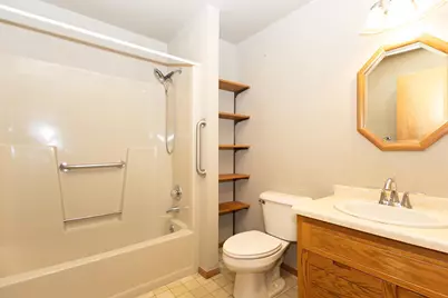 901 E Windfield Place #D, Appleton, WI 54911 - Photo 11