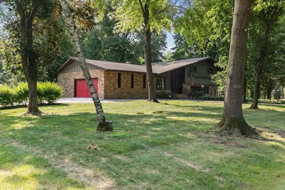 110 Woodside Court, Neenah, WI 54956 - Photo 1
