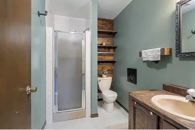 1235 E Murdock Avenue, Oshkosh, WI 54901 - Photo 27
