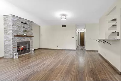 1235 E Murdock Avenue, Oshkosh, WI 54901 - Photo 13