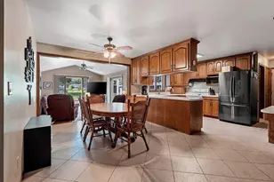 1814 Briquelet St, Green Bay, WI 54304 - Photo 9